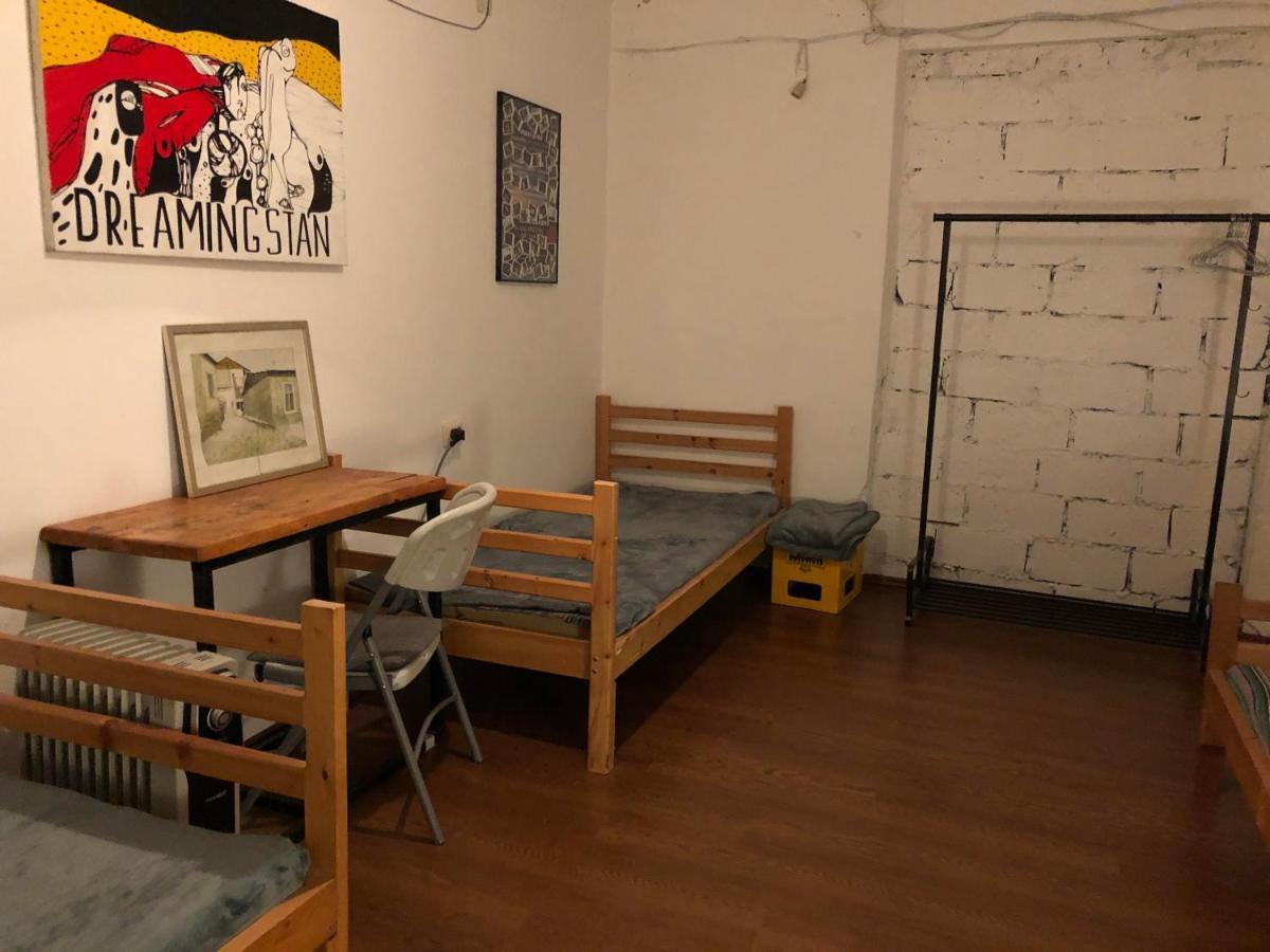 Udabno Hostel Exterior photo